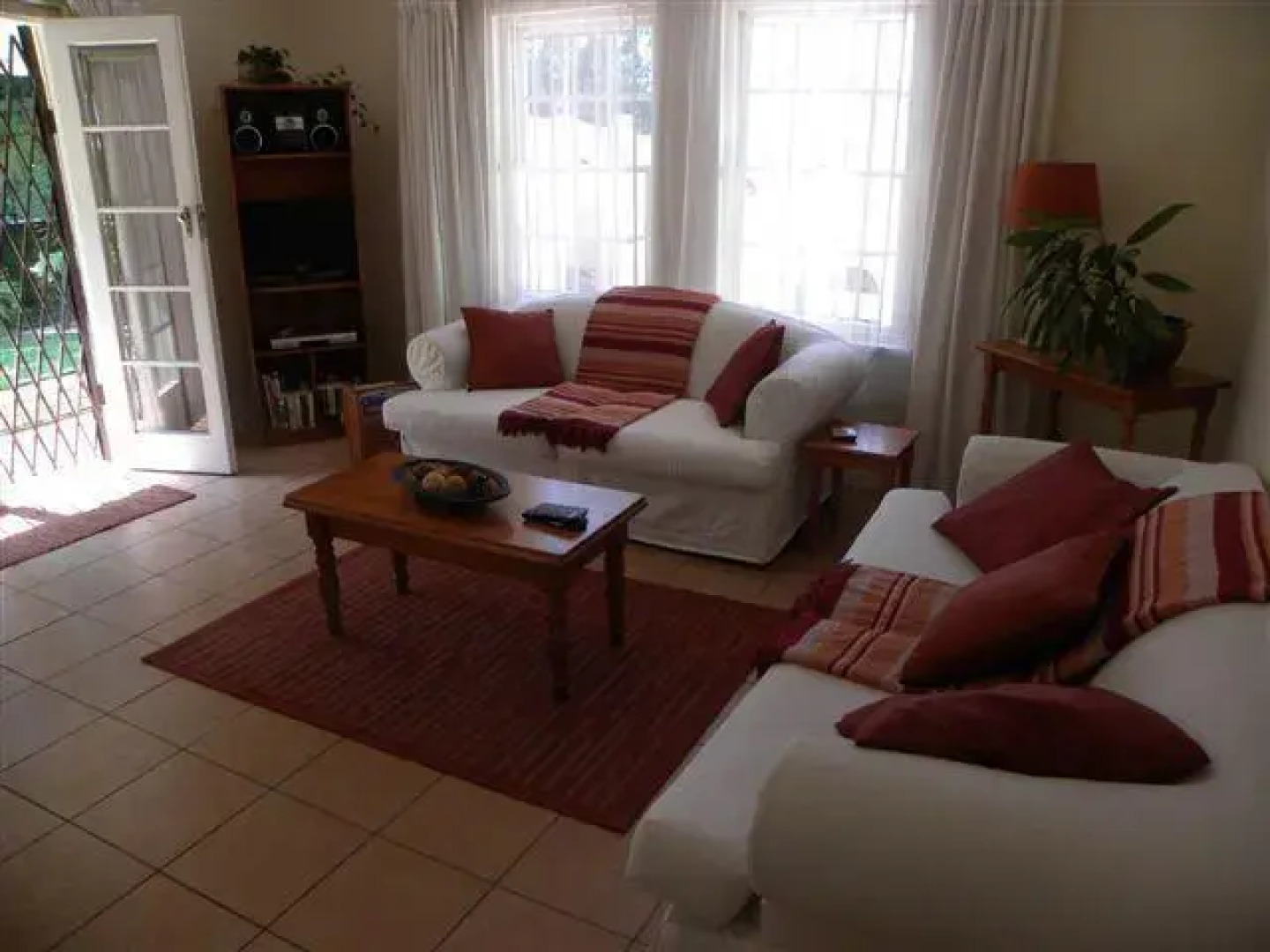 Villa Sea Esta - Self Catering