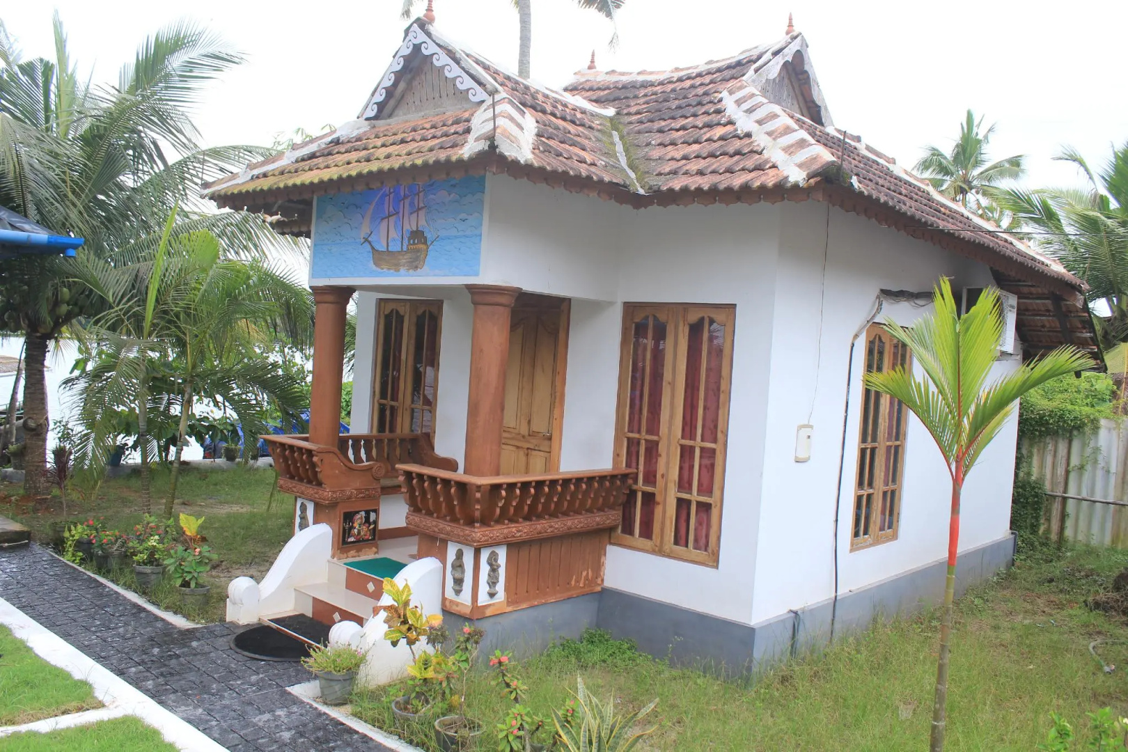 Breeze Backwater Homes - Homestay & Resort