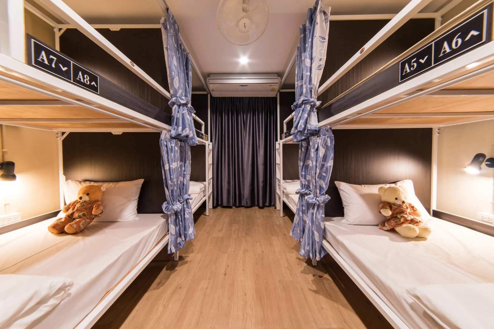 Napa Hostel Samrong Station