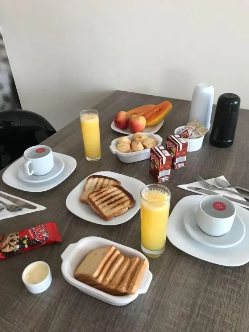 Hotel Con Son City