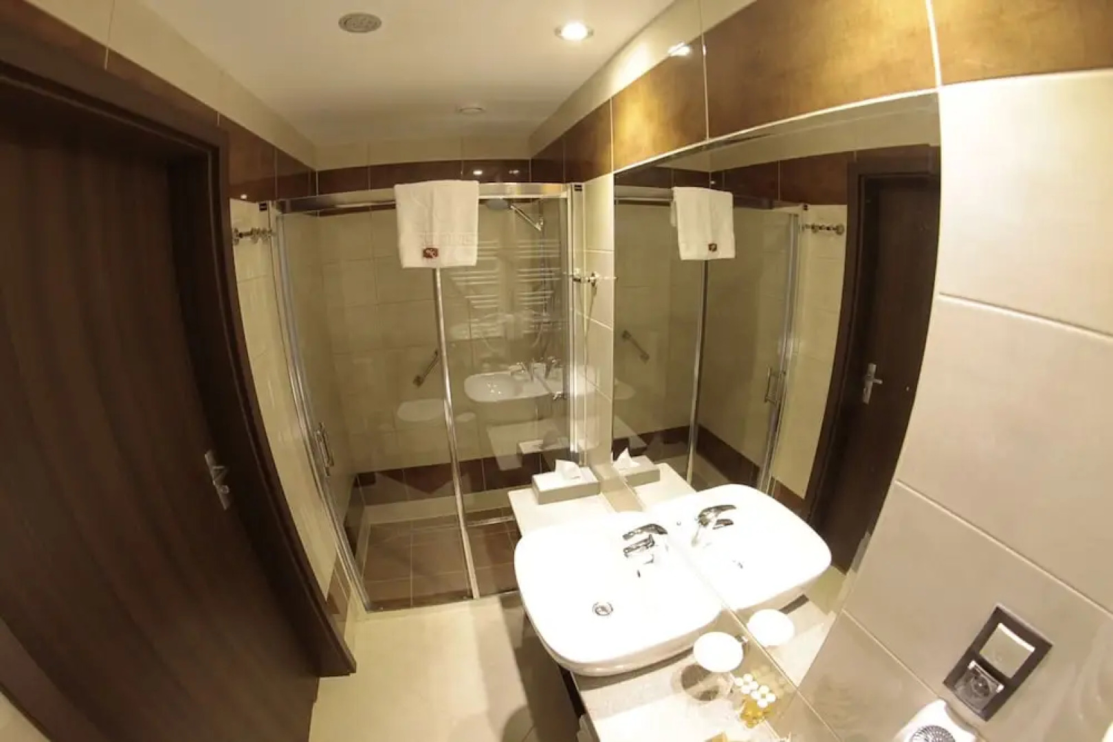 Hotel Krysztal Conference & Spa