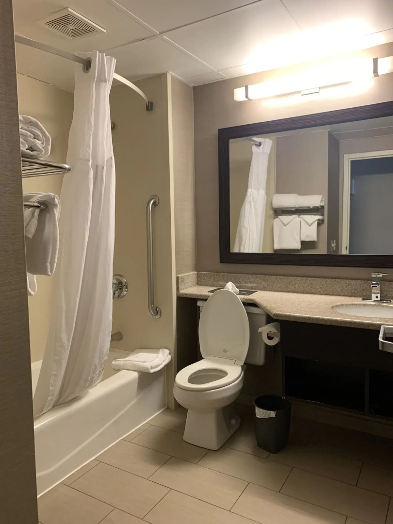 Holiday Inn Wilkes Barre - East Mountain by IHG