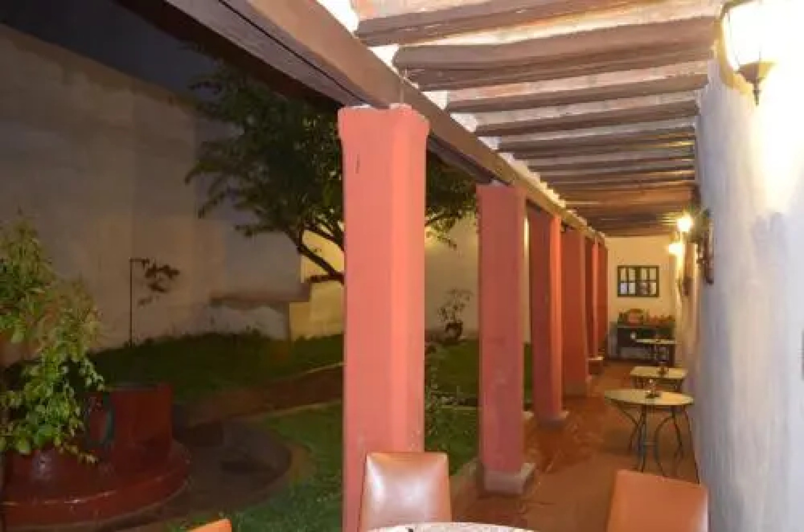 Casa Solariega Hostal B&B