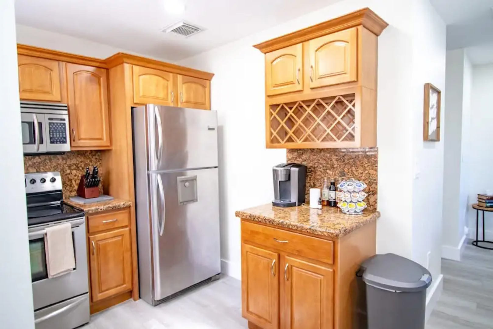 Good Vibes Oasis- Cozy Townhome With Parking