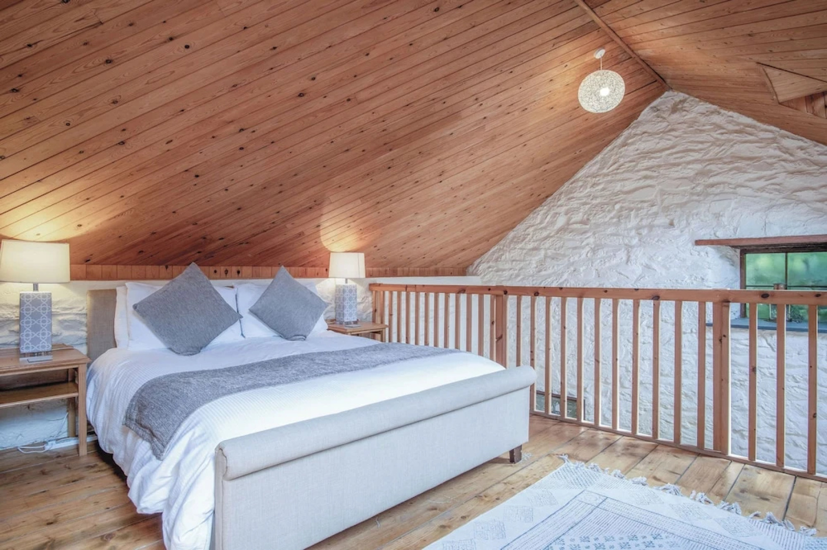 The Apple Store - 1 Bedroom Cottage - St Ishmael's