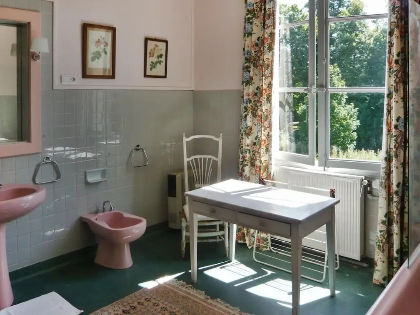 Mansion With 6 Bedrooms in Neuillé, With Private Pool, Furnished Garde