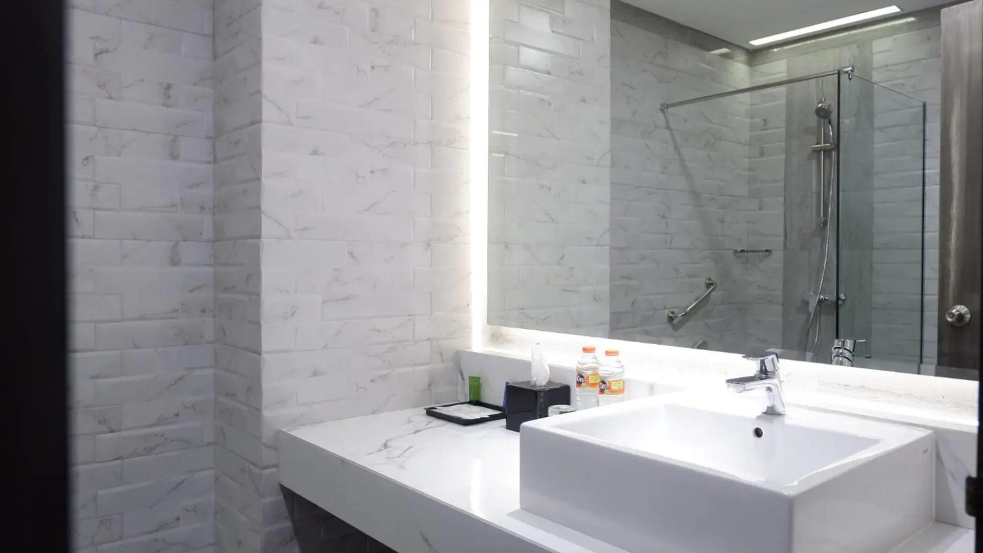 Royal Palm Hotel & Conference Center Cengkareng