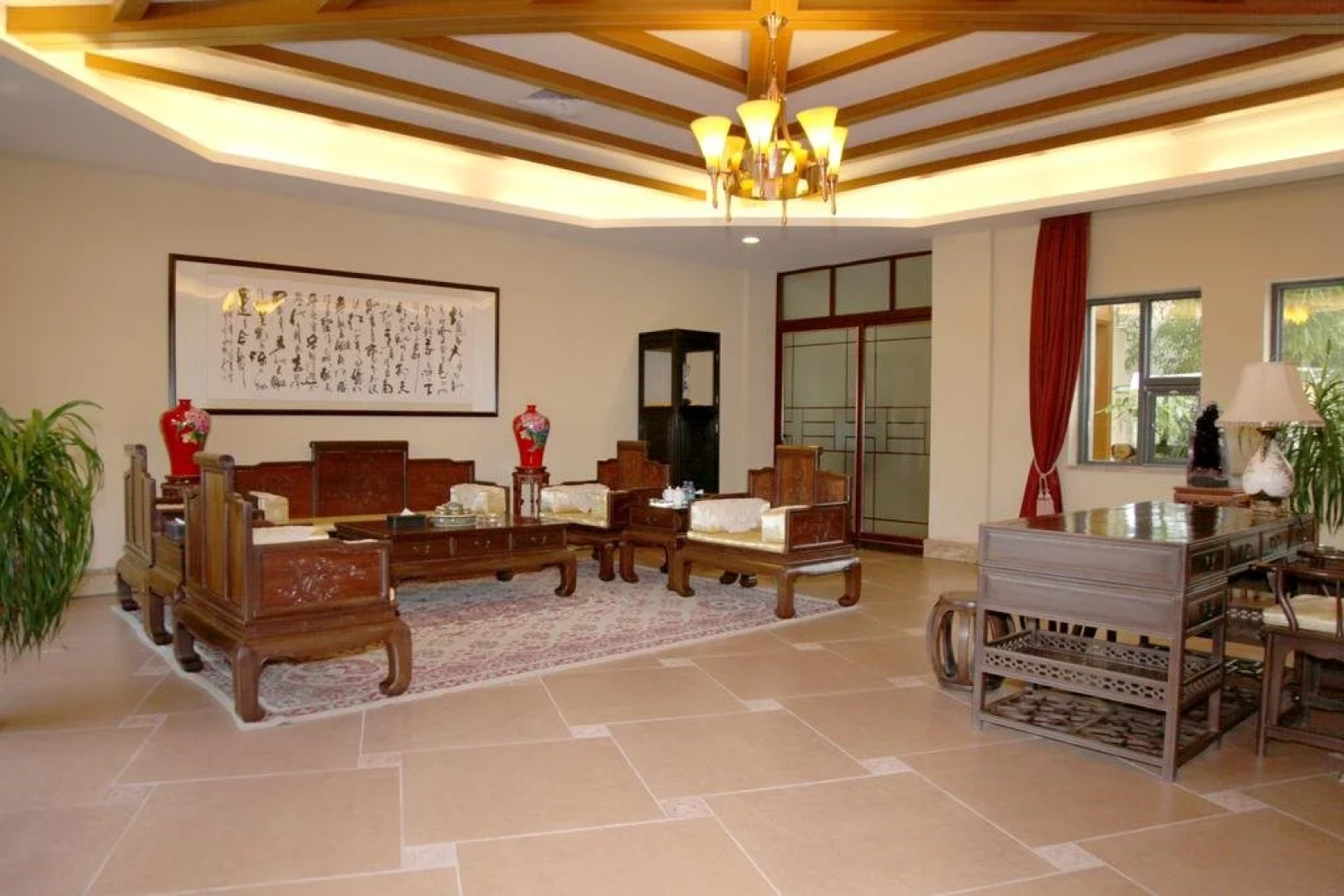 Qinghua Business Hotel