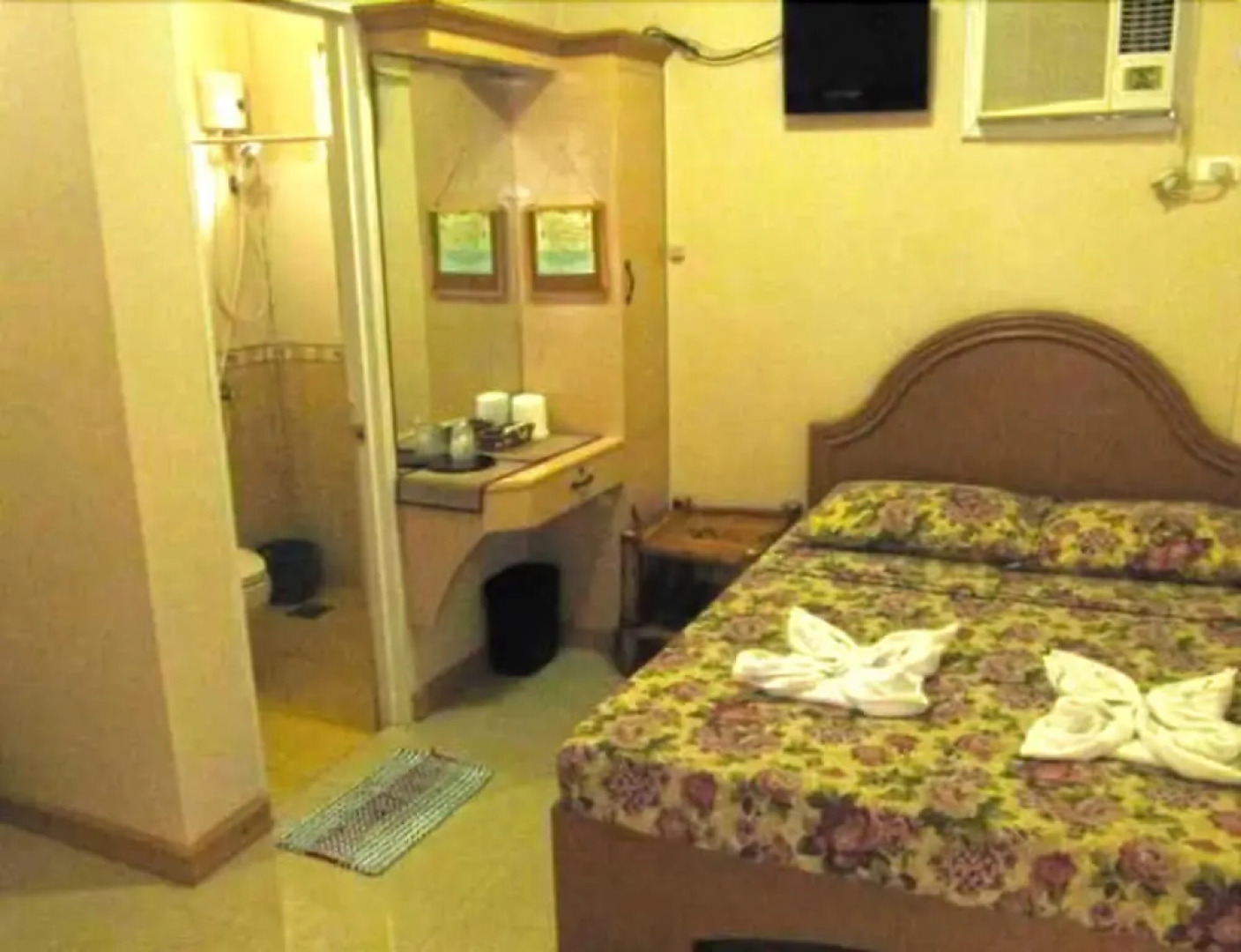 Yuken Mari Beach Haus