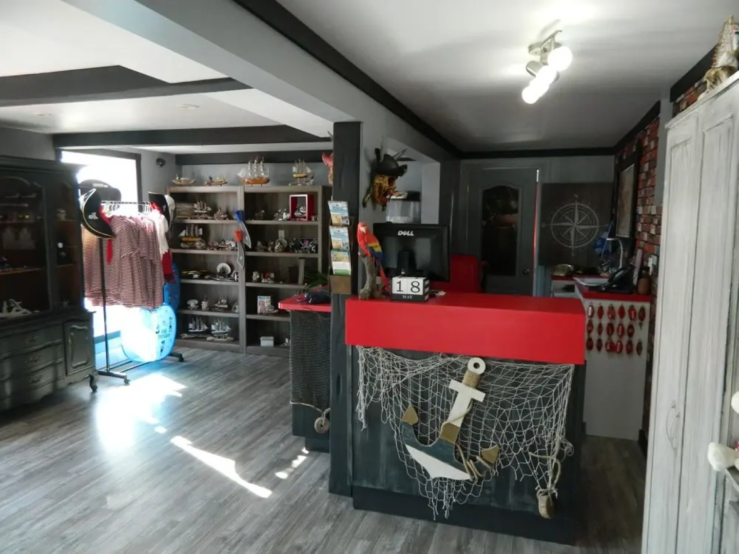 Le Pirate Motel & Camping