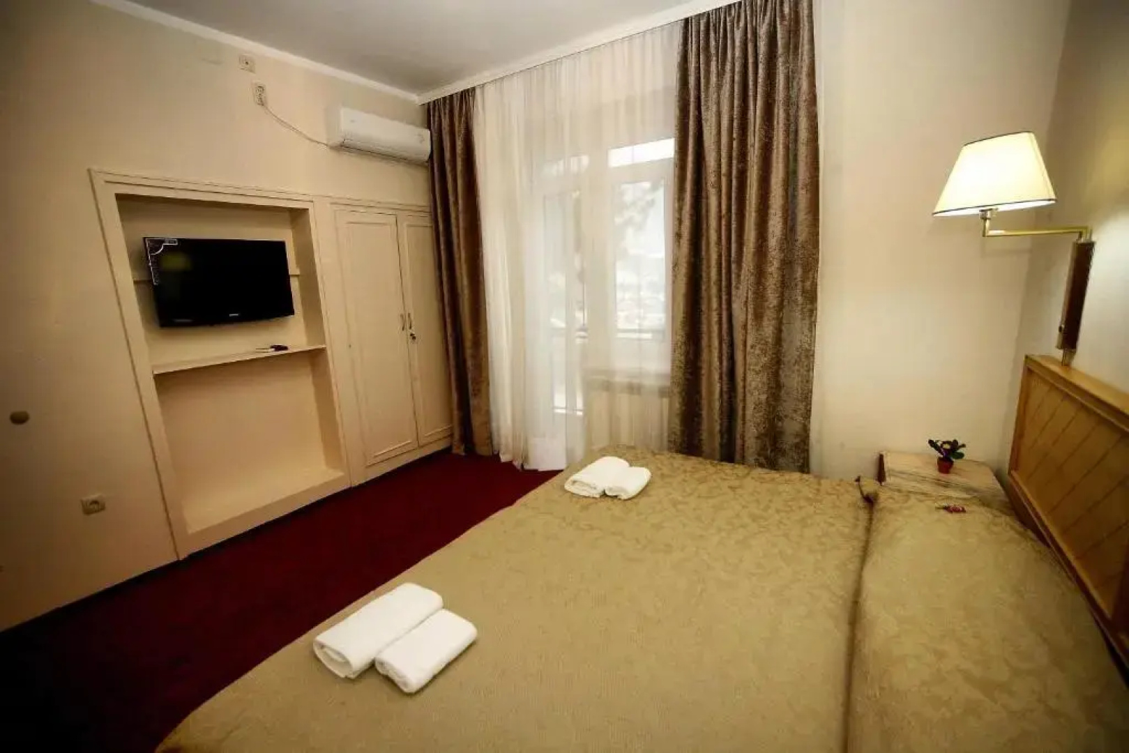 Golden Inn Hotel