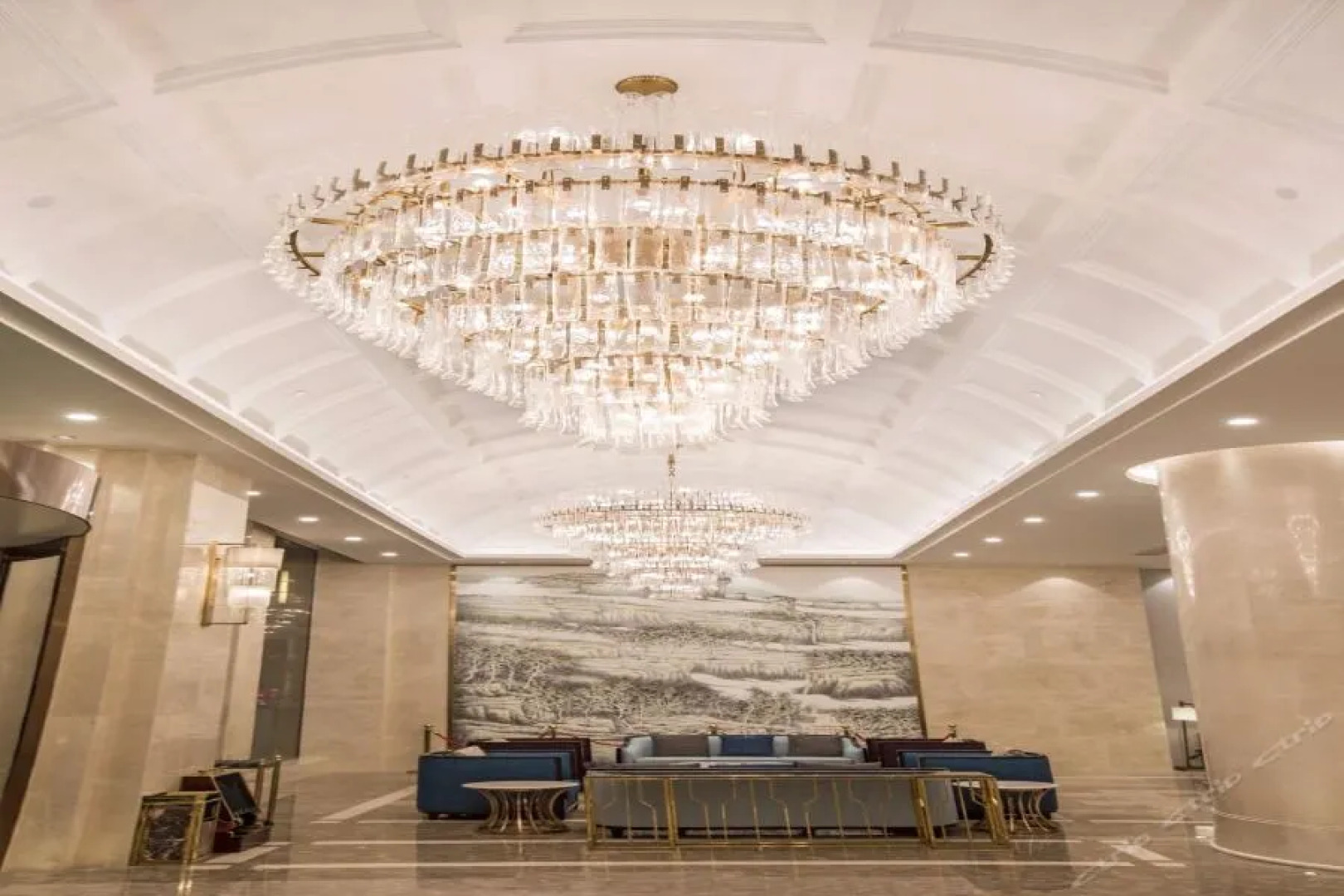 West City International Hotel