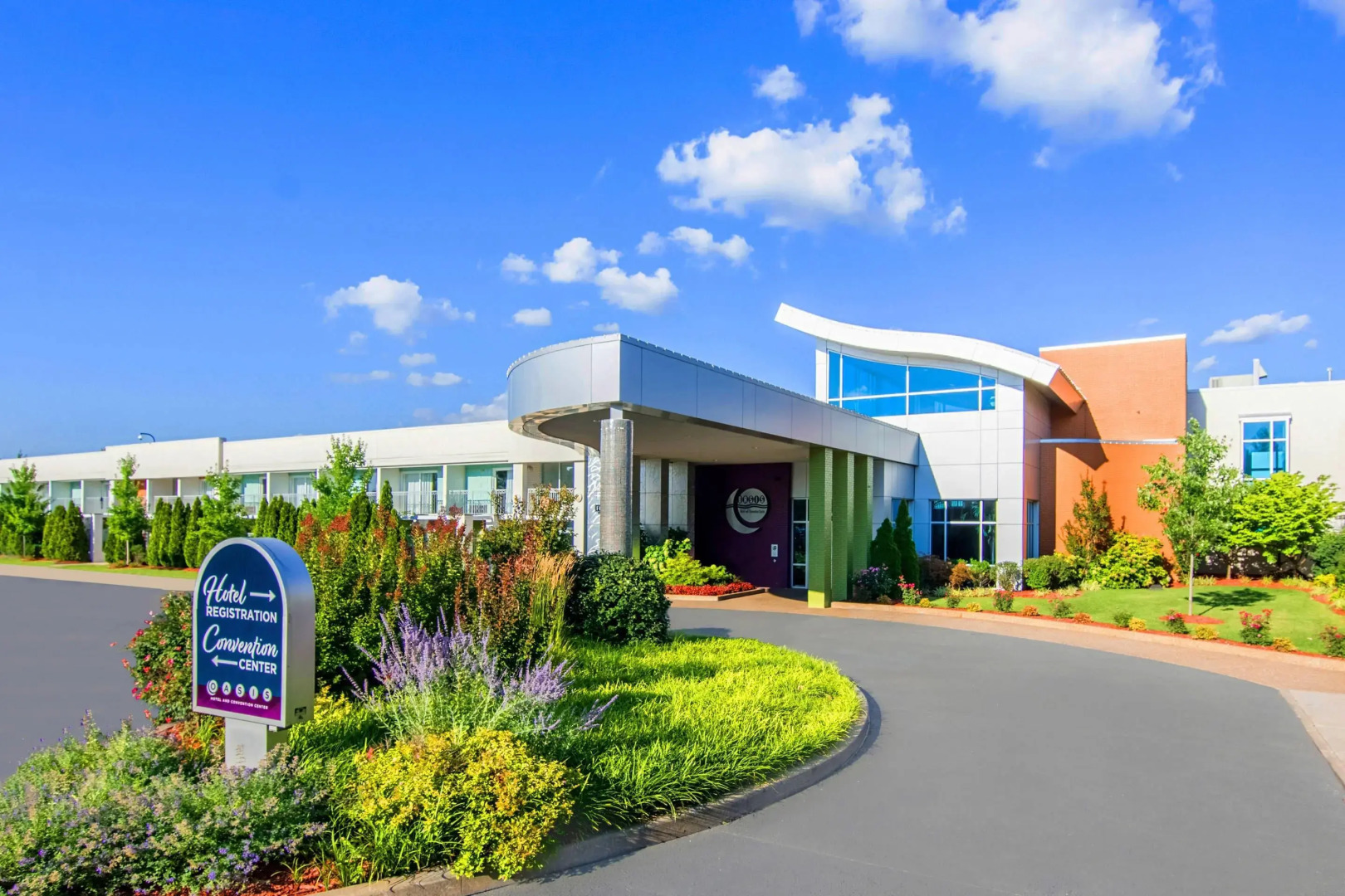 Oasis Hotel & Conv. Center, an Ascend Collection Hotel