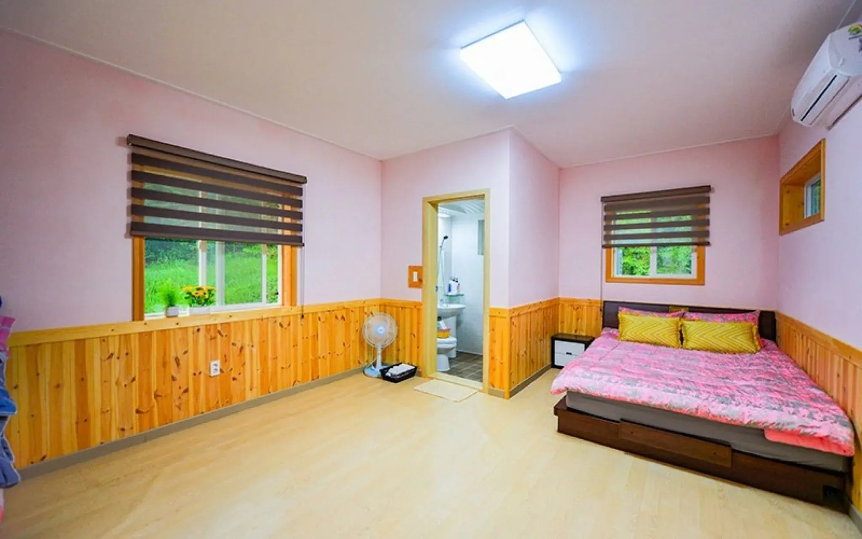 Gurye Seomjingang Pension