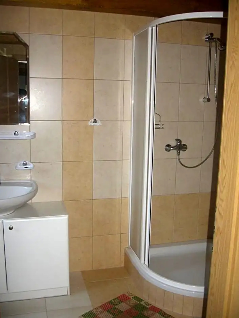 Chata Bezdrev u Hluboké nad Vltavou