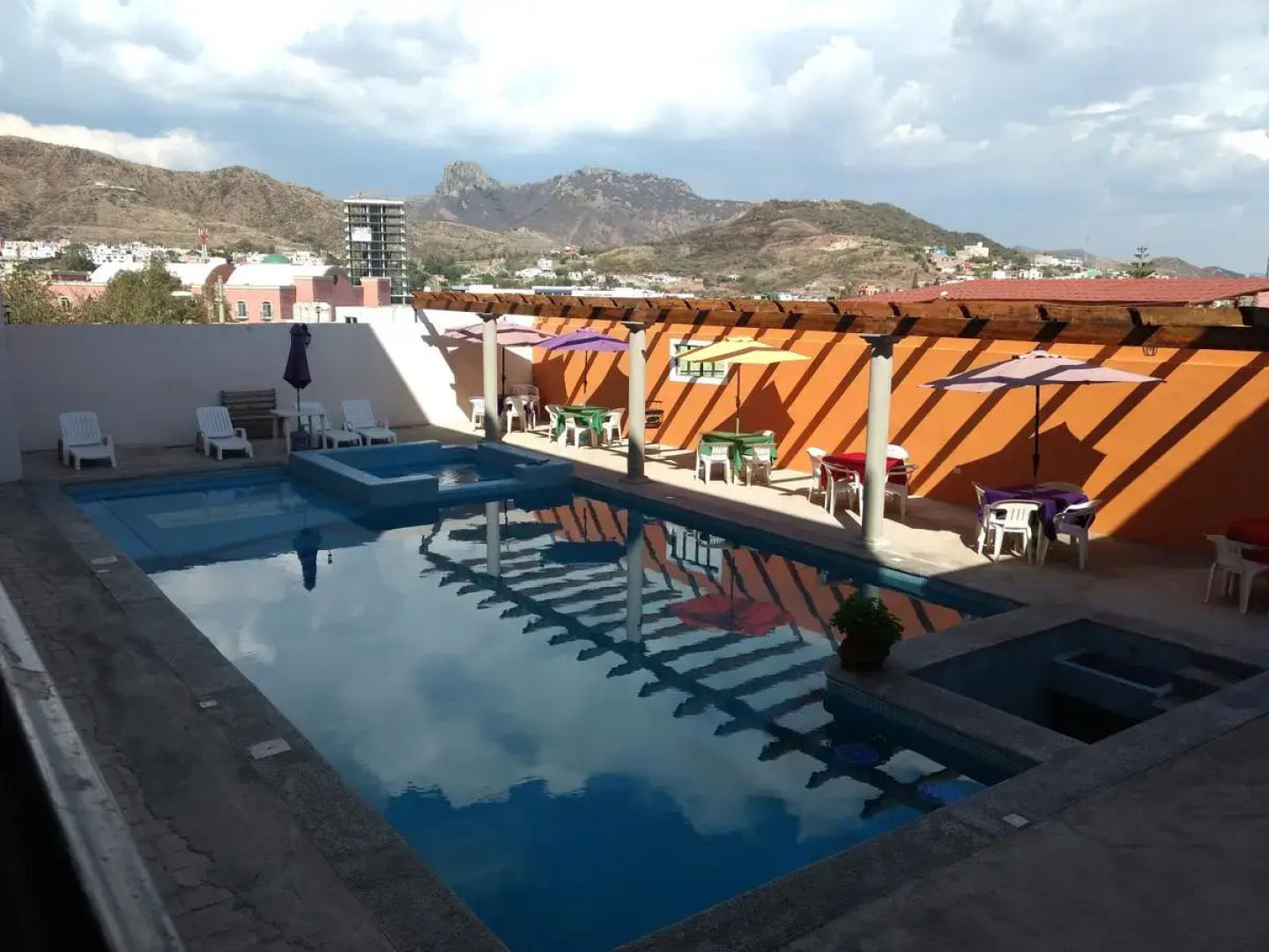 Hotel Hacienda Morales.