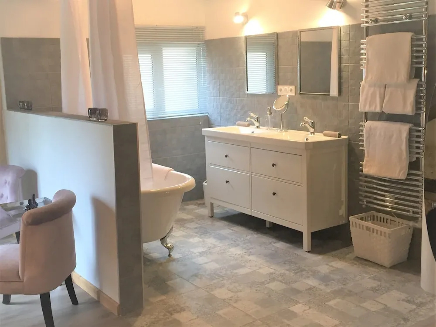 LA CARRETERIE - Maison de Familles