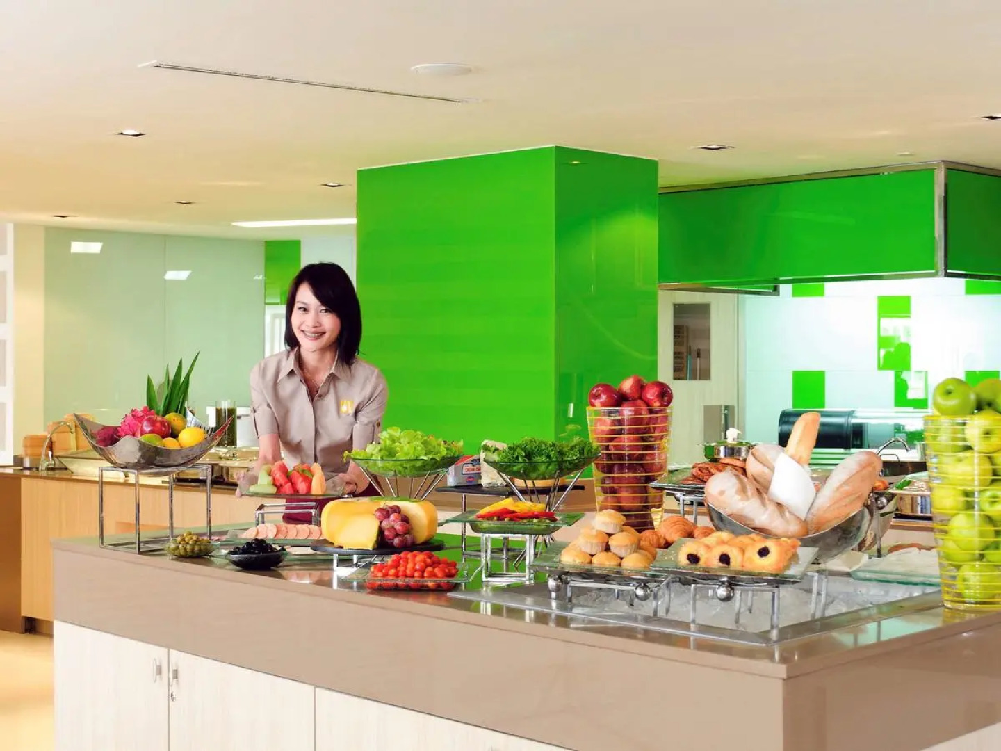 Hilton Garden Inn Bangkok Silom