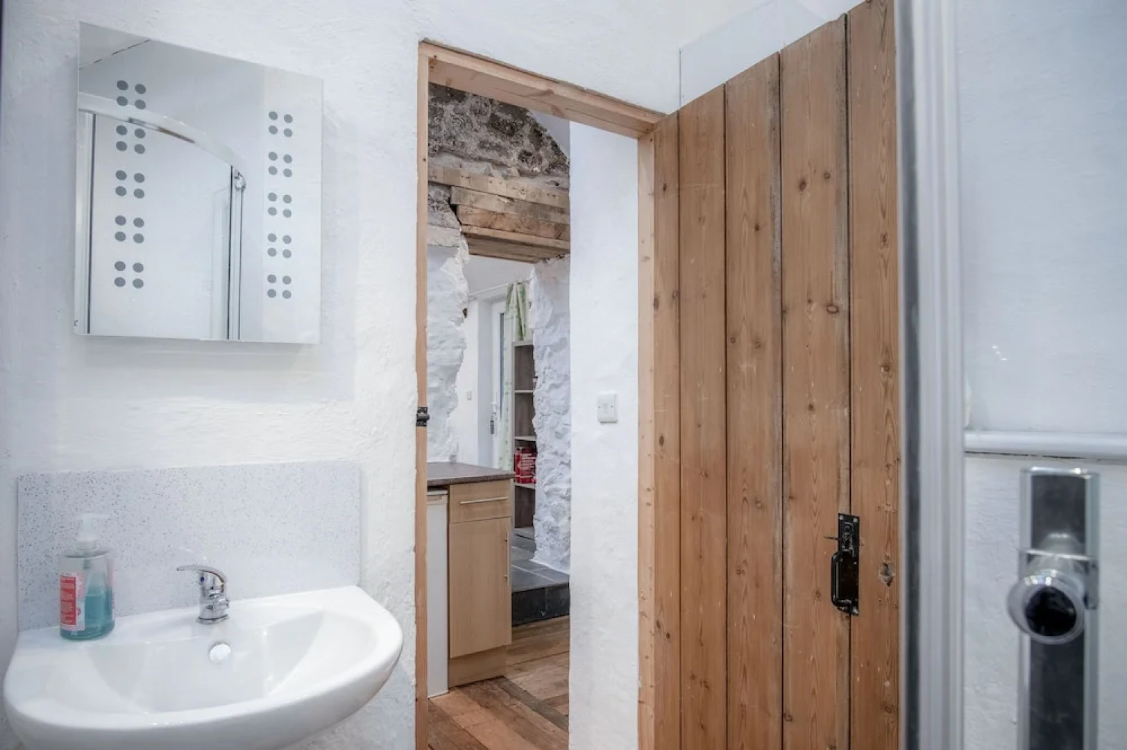 The Anchor Light - Freshwest Beach Retreat