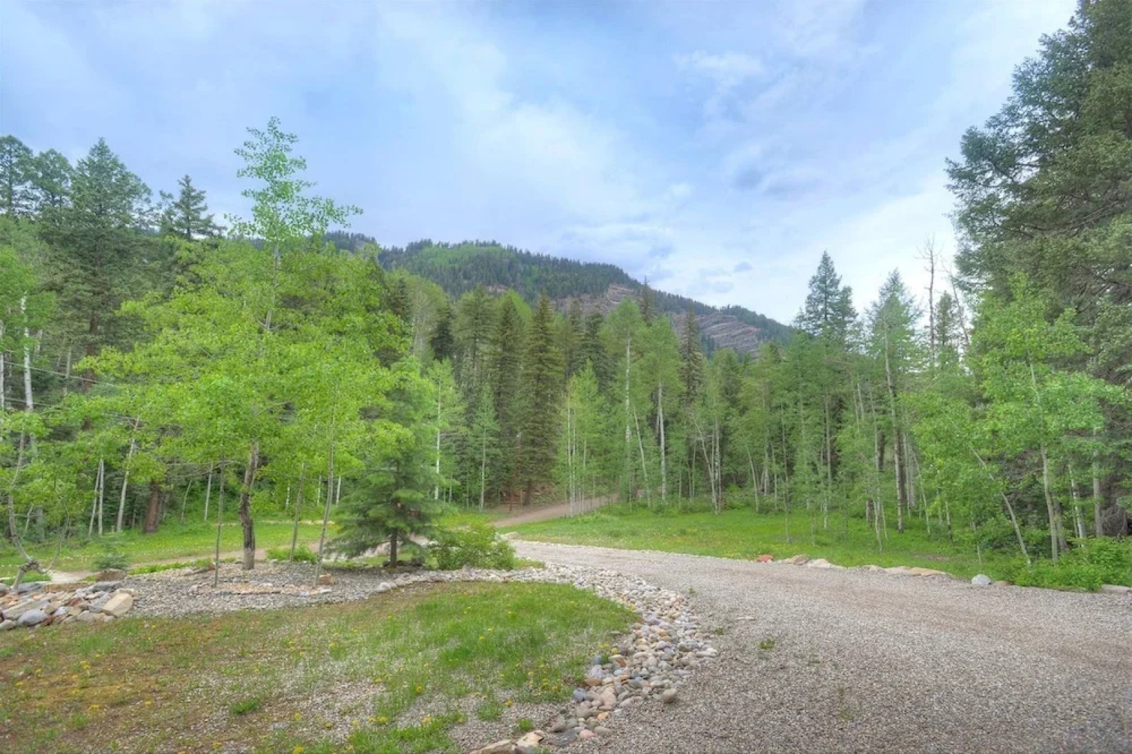 Alpine View Luxury Cabin