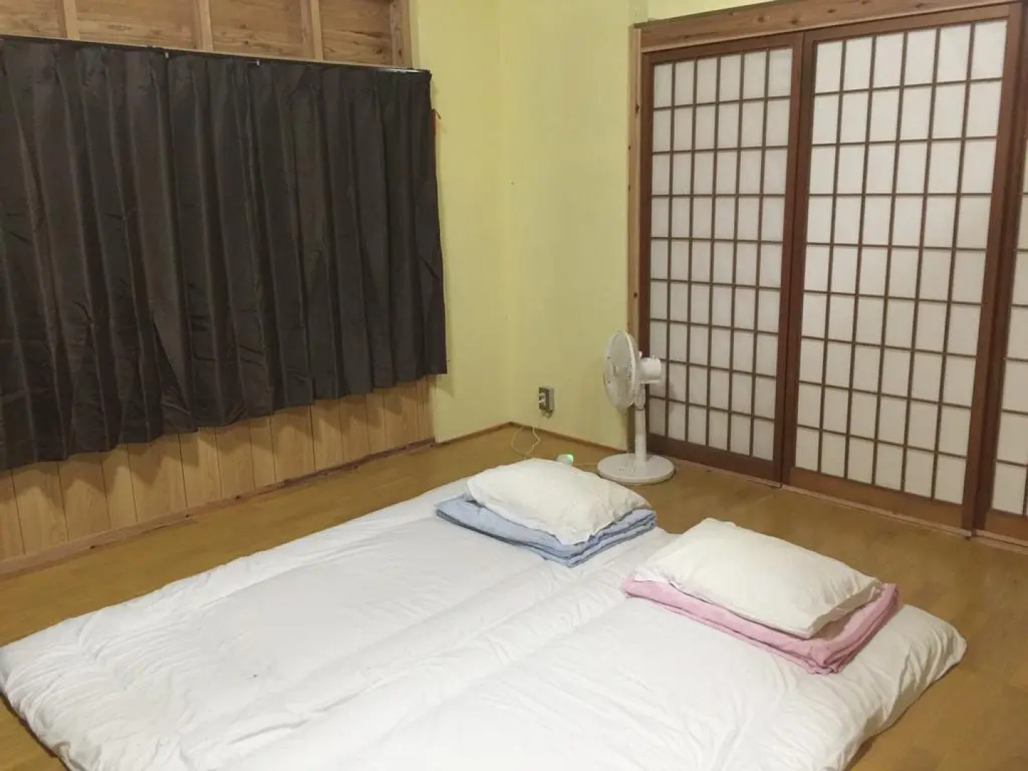 Guesthouse Sunset Hill Bise - Hostel