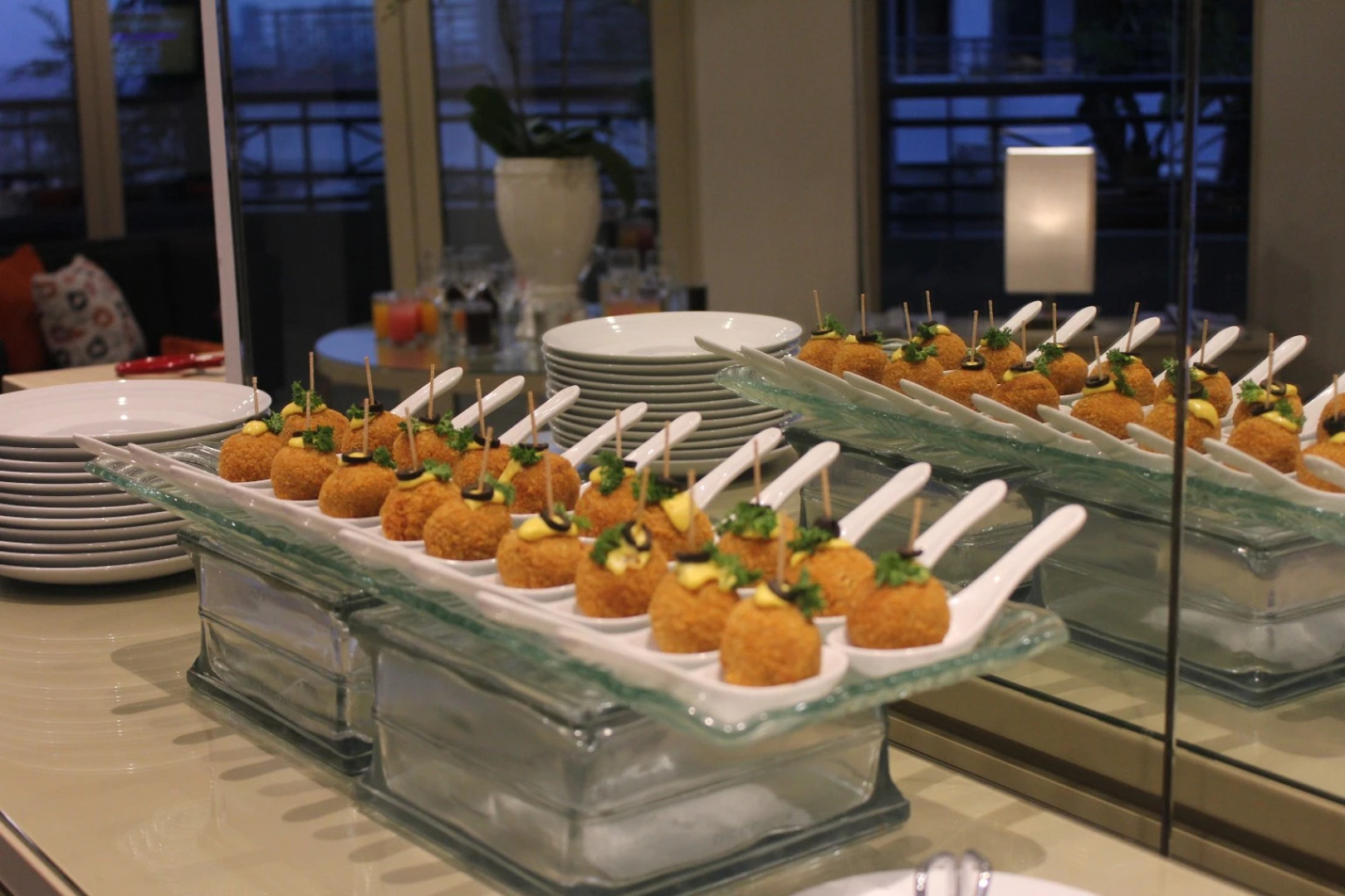 Grand Tropic Suites Hotel