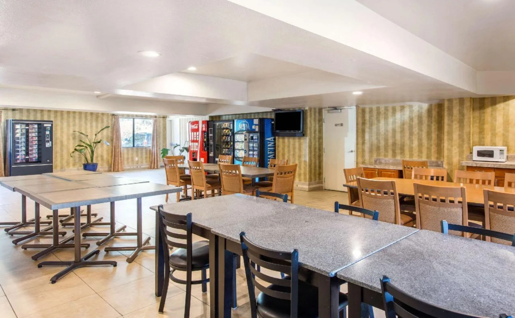 Rodeway Inn & Suites El Cajon San Diego East