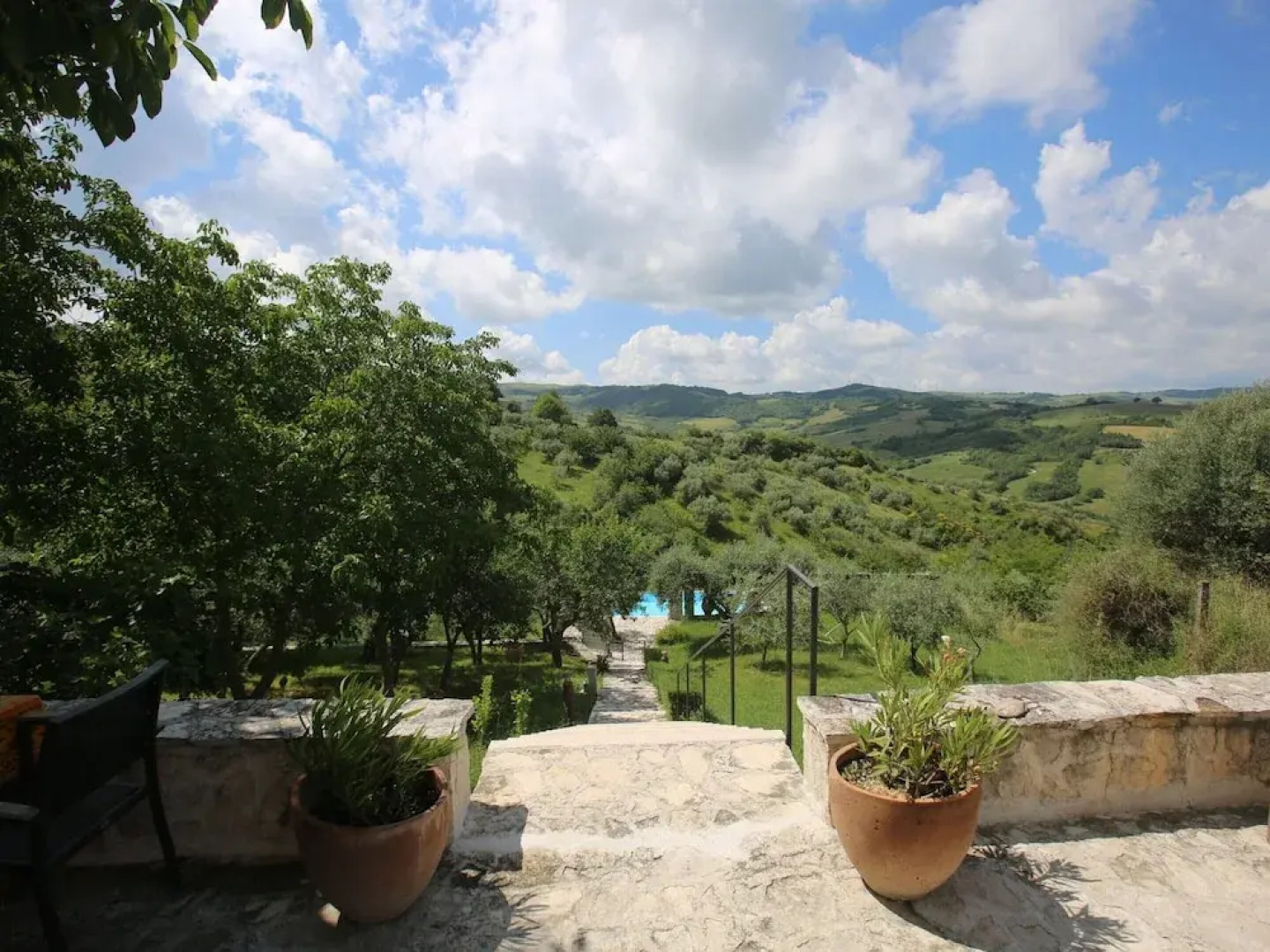 House With Pool, Garden and Wifi in Medieval Village, With Panoramic Views