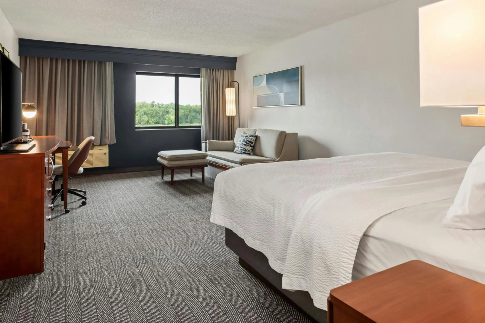 Courtyard by Marriott La Crosse