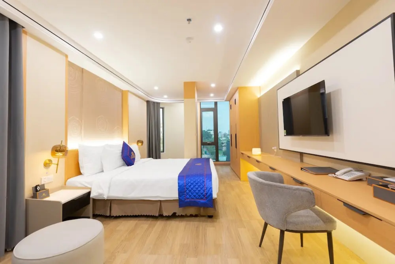 Sunshine Apartment Hotel