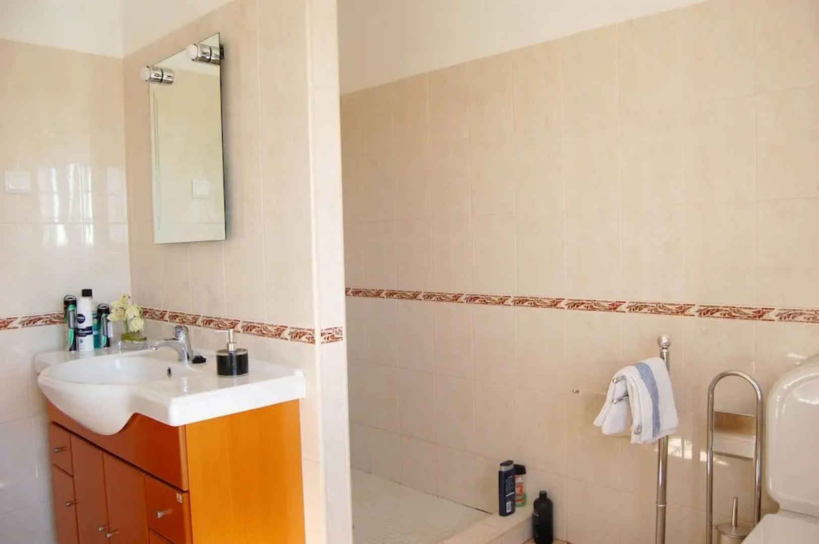 Villa With 5 Bedrooms in Algoz, With Wonderful Mountain View, Private