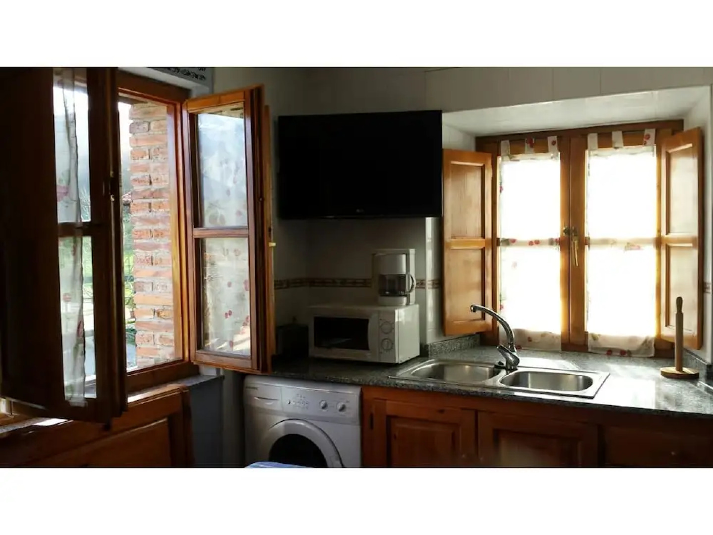 Cosy Holiday Home in Ortiguero With Barbeque