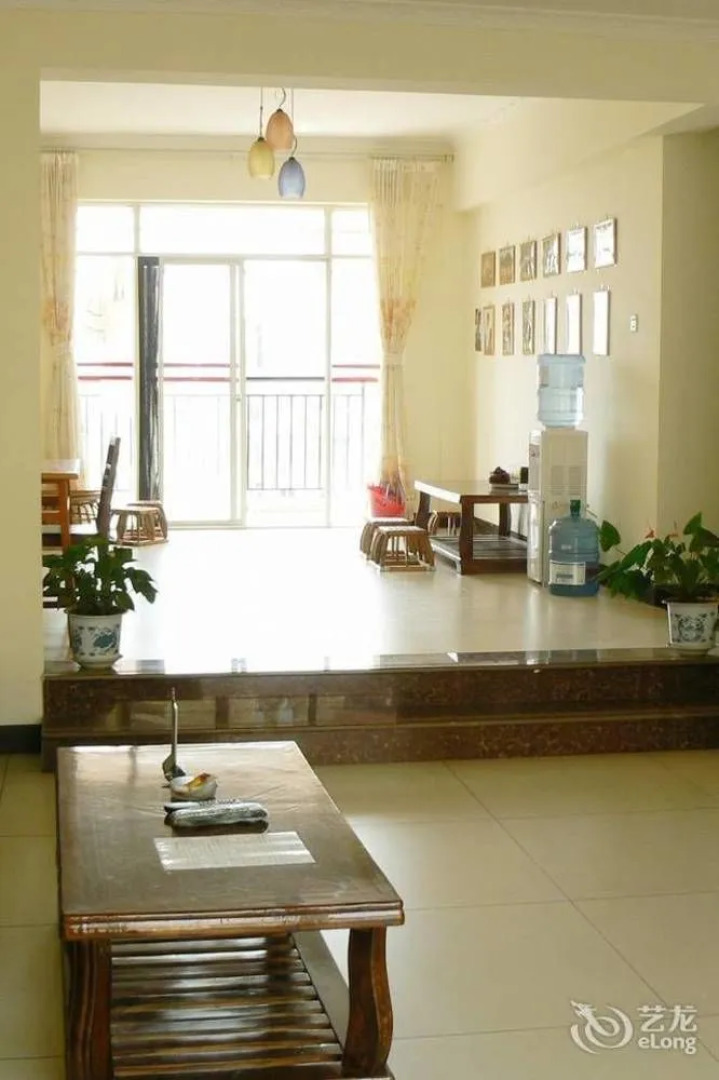 Xishuangbanna Xiaojuan Inn Jiariwan