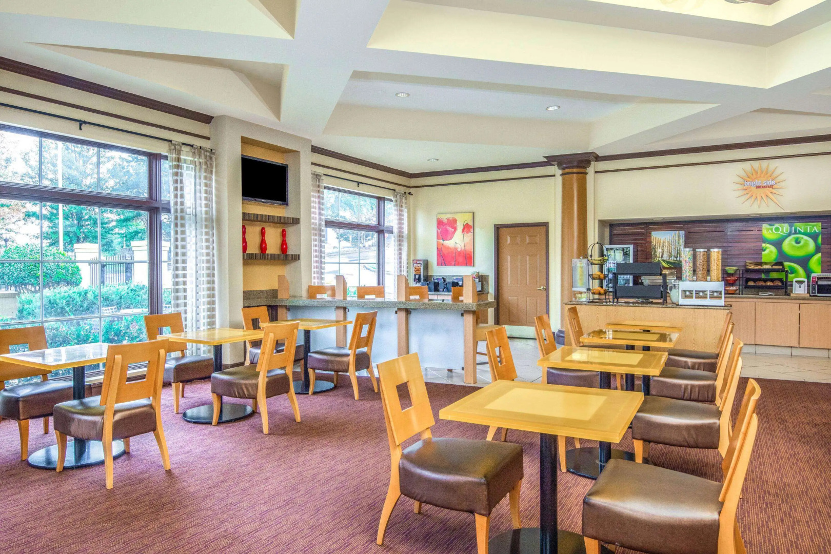 La Quinta Inn & Suites by Wyndham Atlanta Ballpark/Galleria