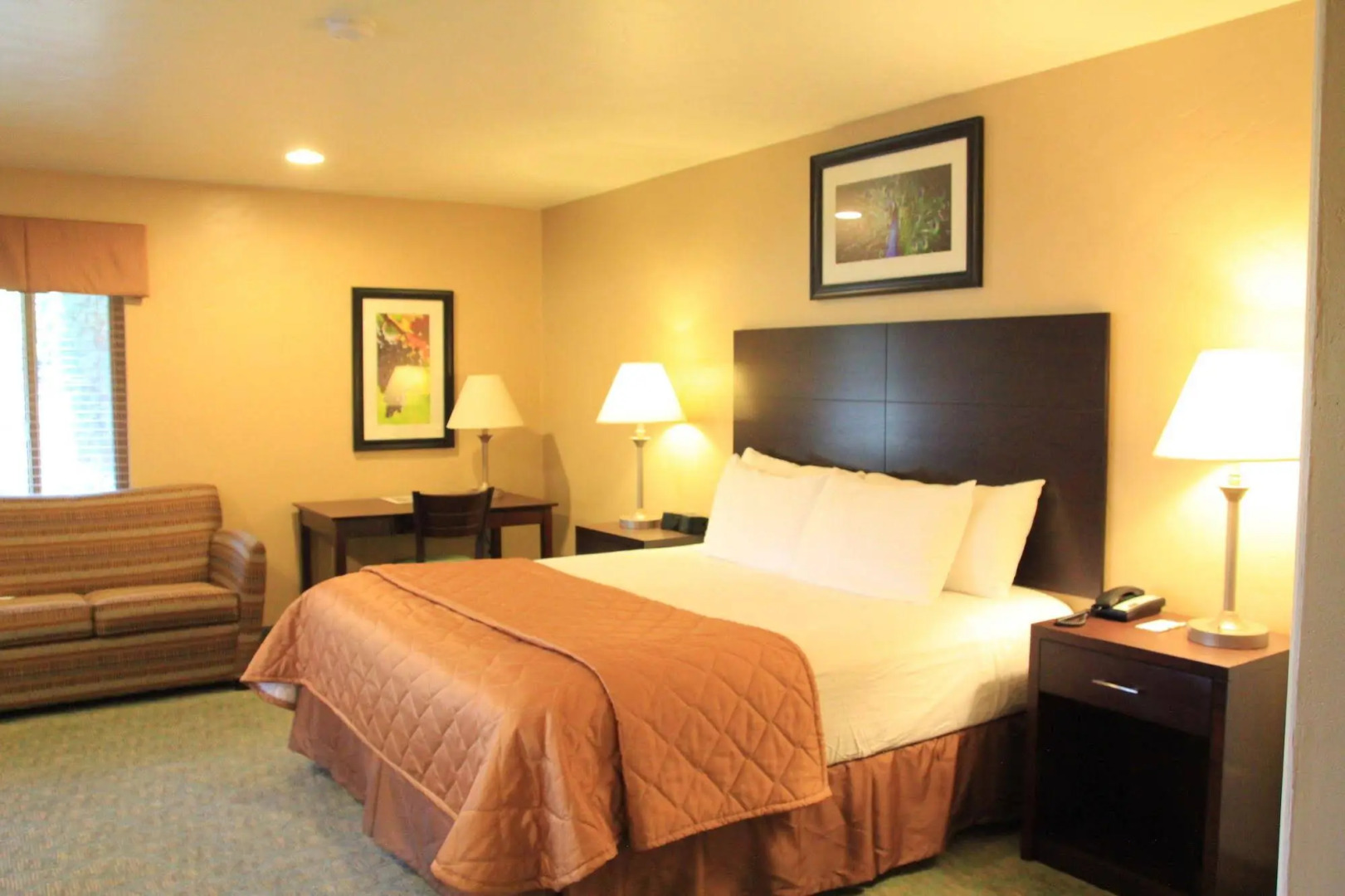 Casa de Fruta Cabins, Inn & RV Park