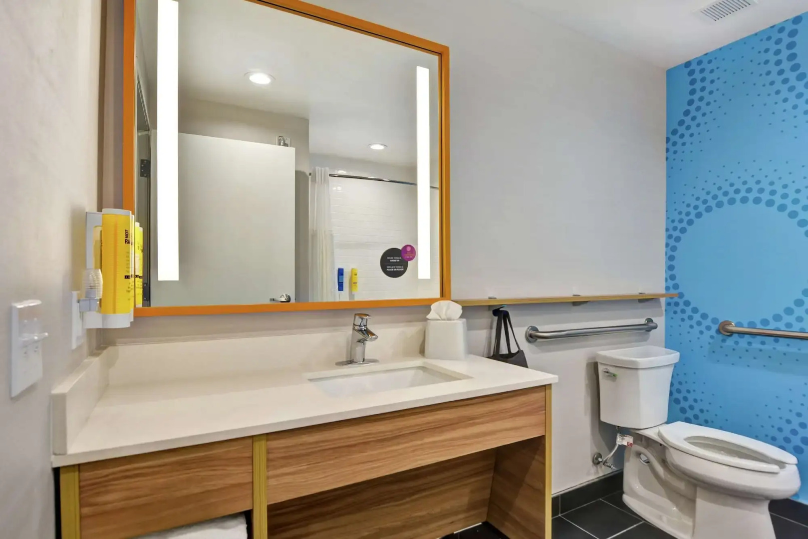 Tru by Hilton Baton Rouge Citiplace, LA