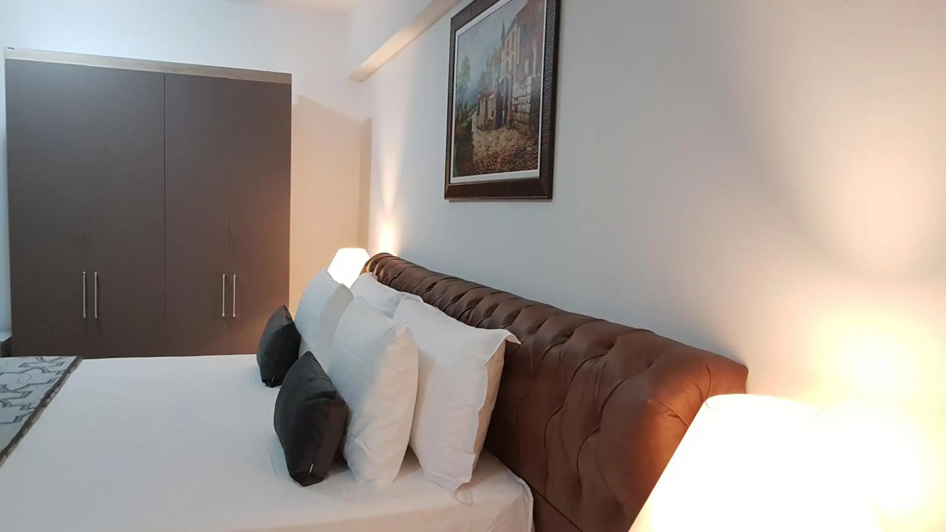 Quarto Luxo Gold