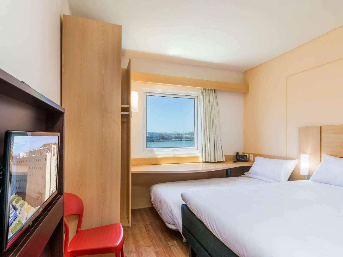 ibis Puerto Montt
