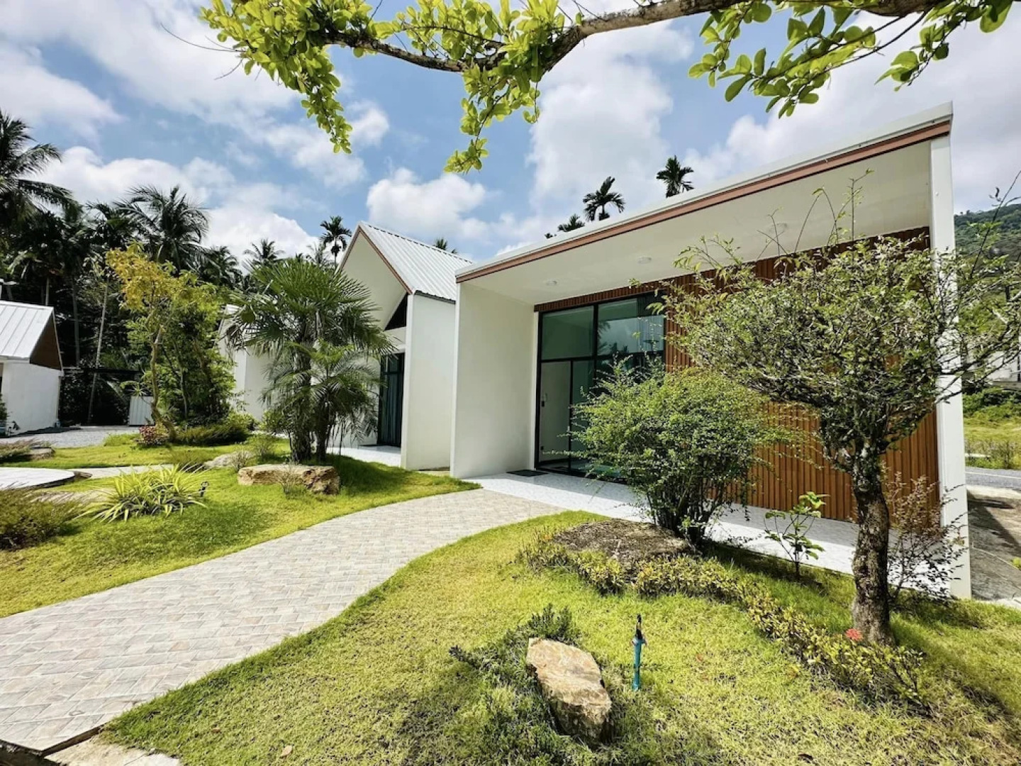 Kingkong Khao Phlai Dam