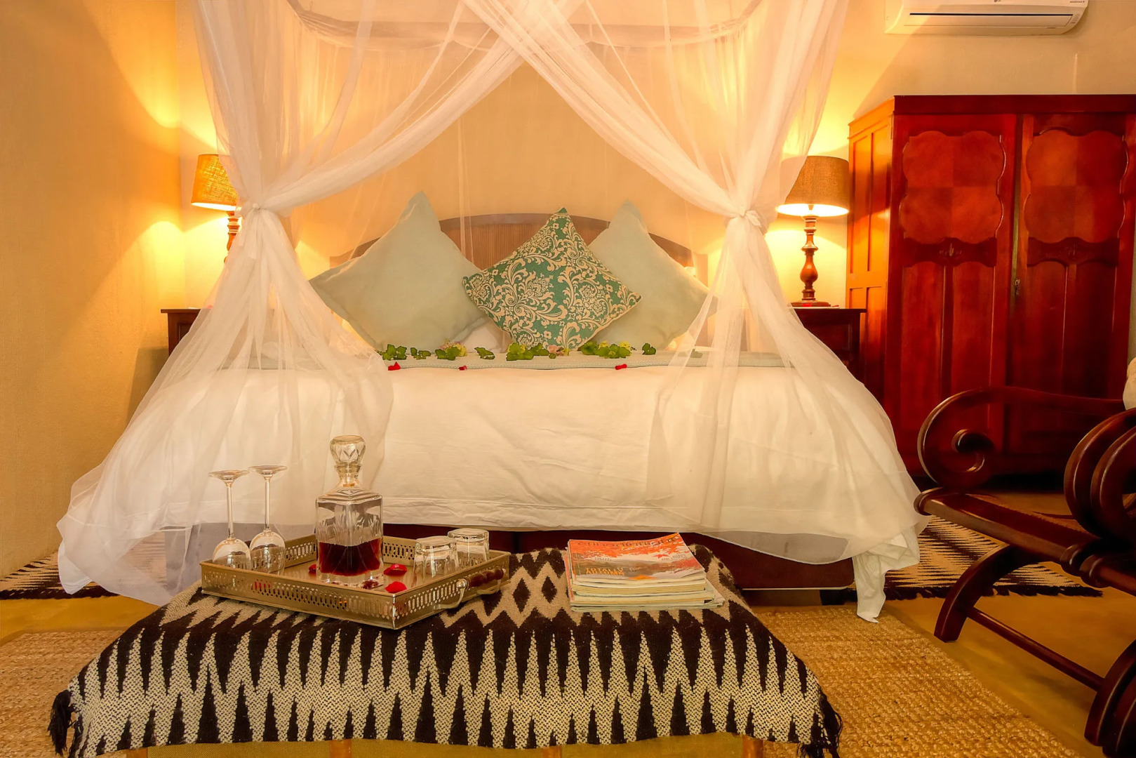 Mvuradona Safari Lodge