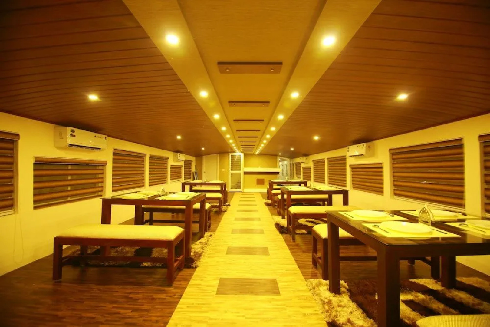 Best Kerala Houseboat