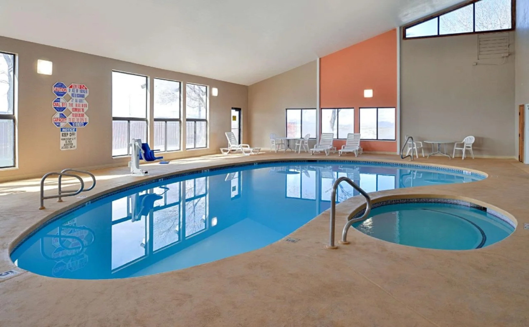 Wingate by Wyndham Beaver I-15