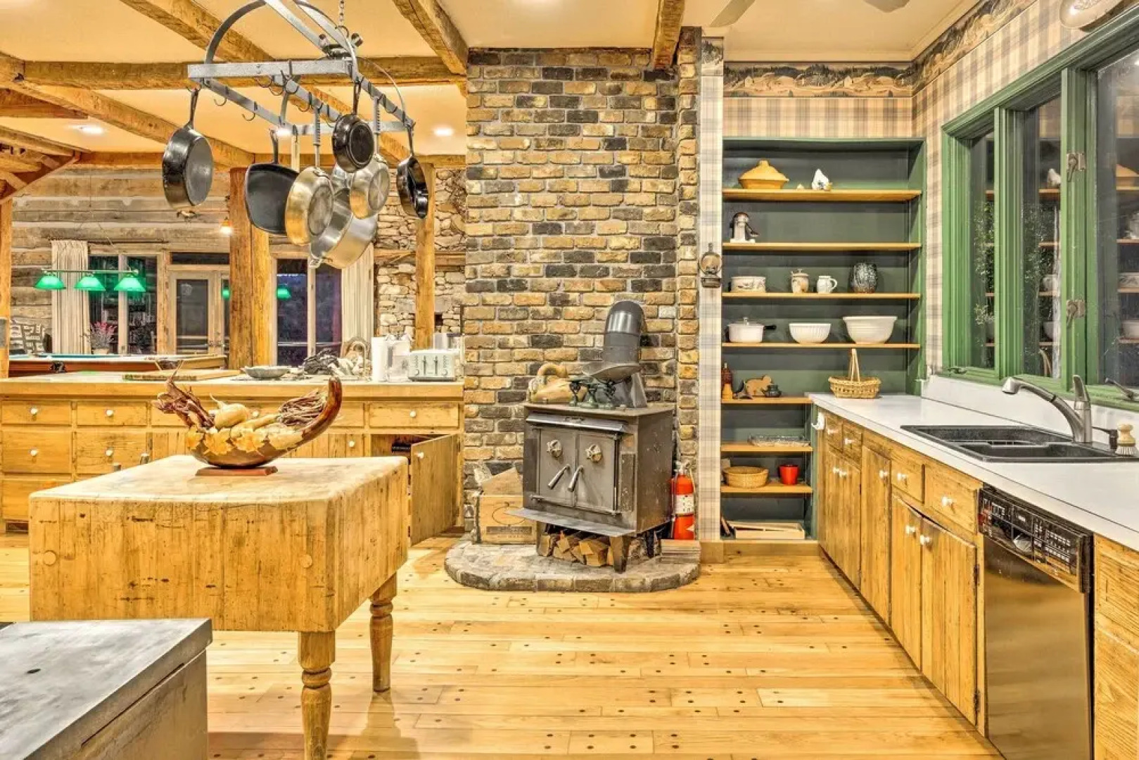 River Access + Mtn Views: Cullowhee Lodge!