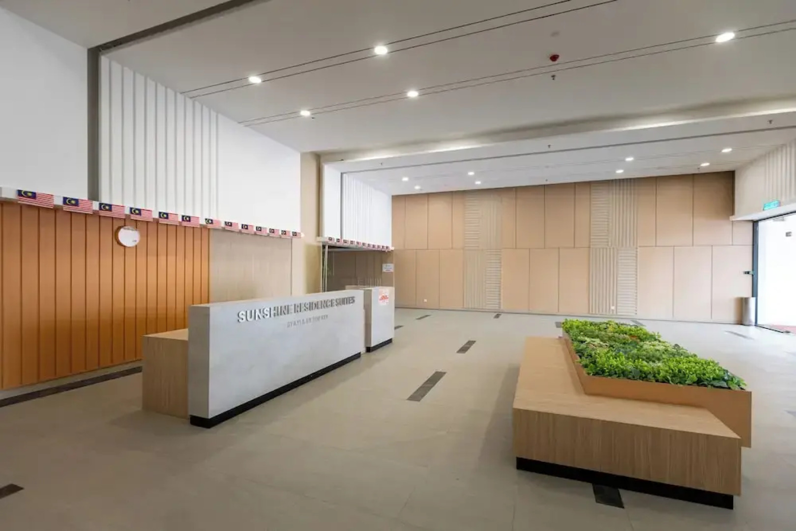 Sunshine Residence Suites