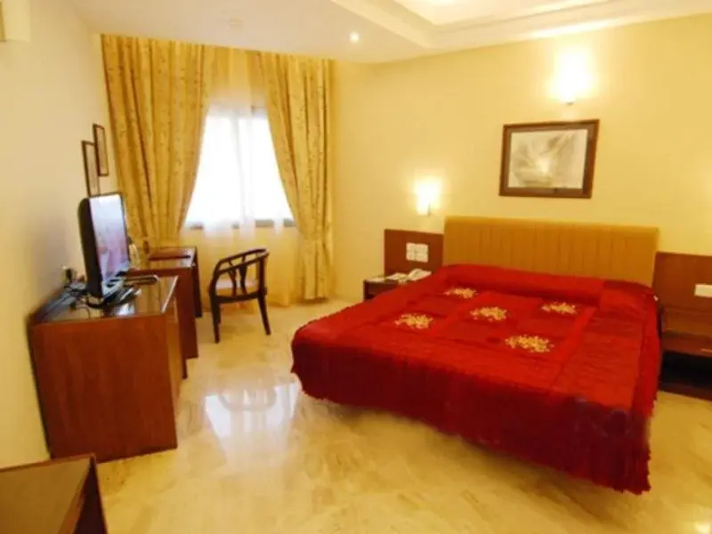 Hotel Deepa Comforts