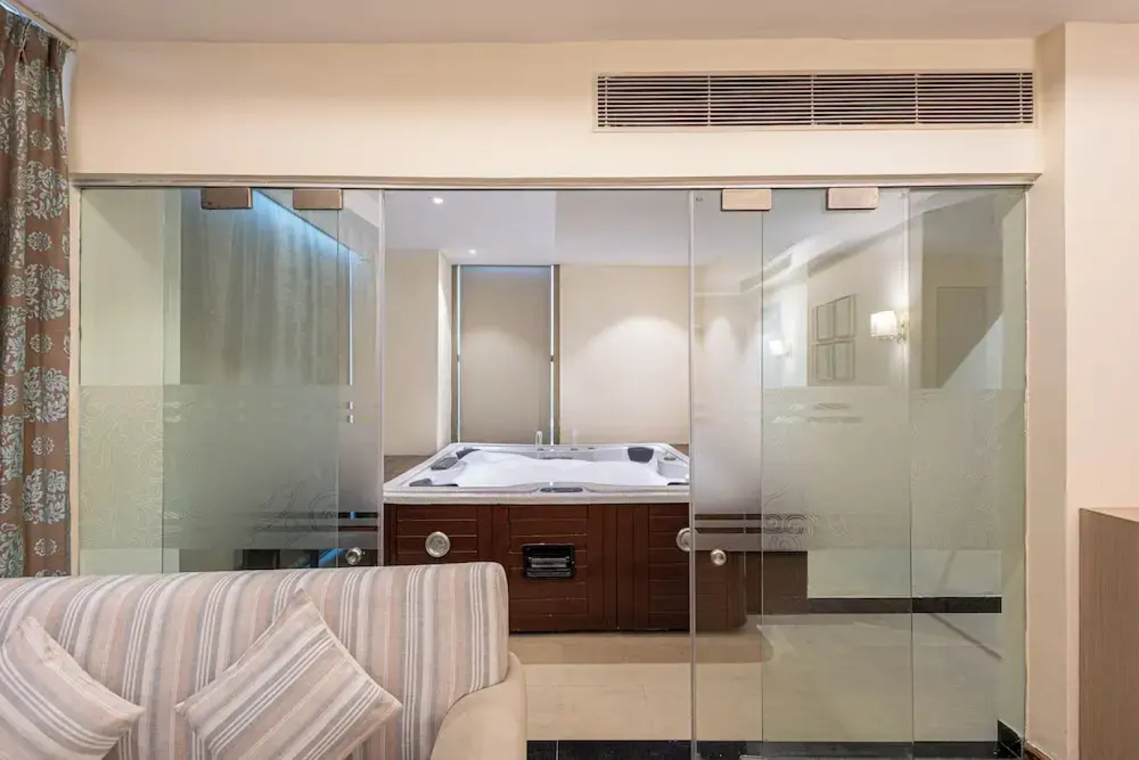 The BellaVista Hotel Chandigarh Panchkula