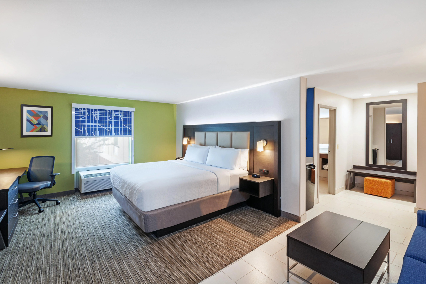 Holiday Inn Express & Suites Baton Rouge East by IHG