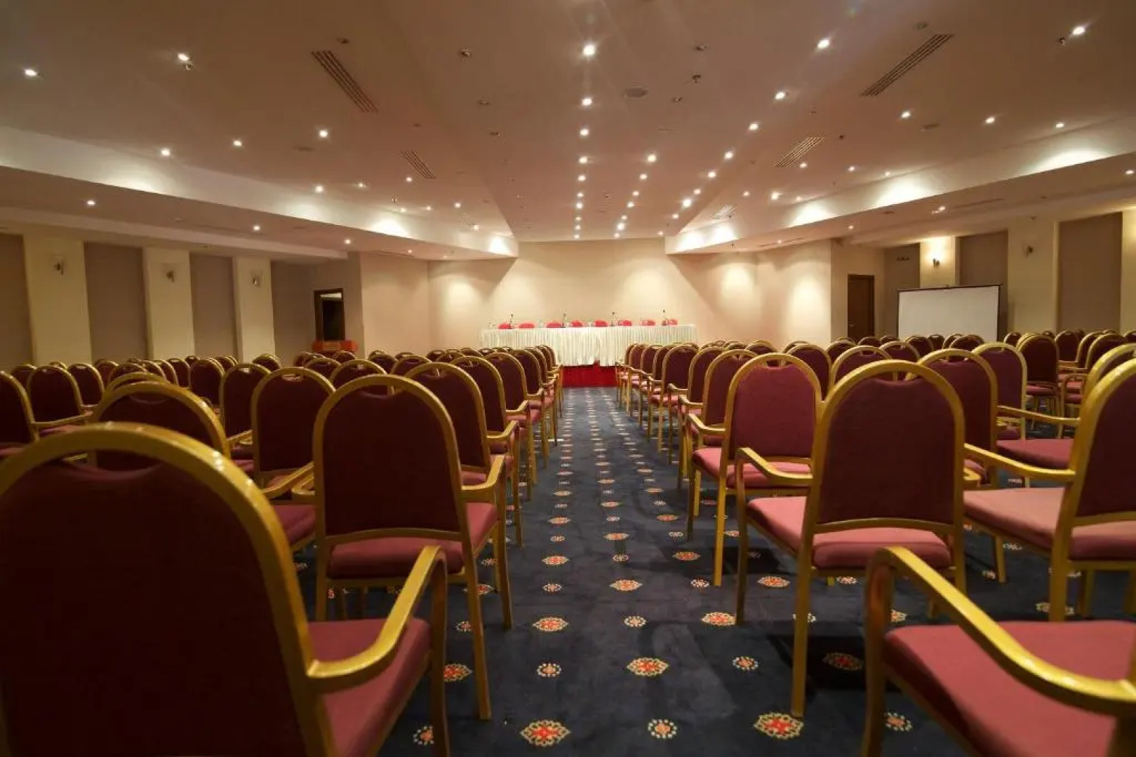 Hala Hotel & Aqua Park