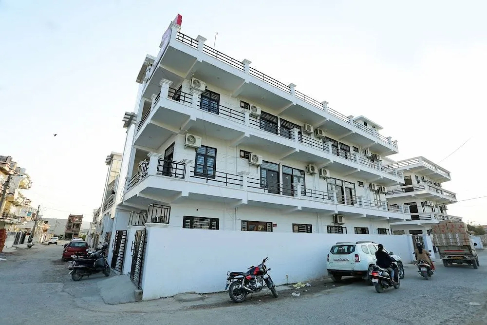 Benison Guest House By OYO Rooms