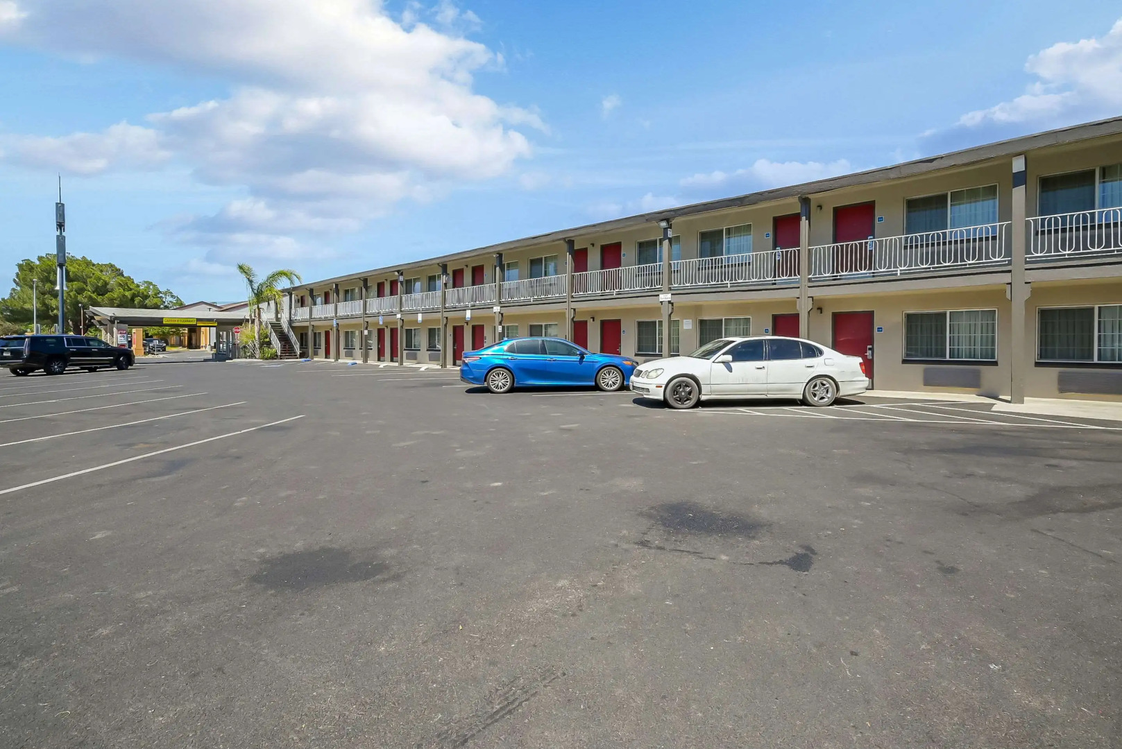 Econo Lodge Woodland near I-5